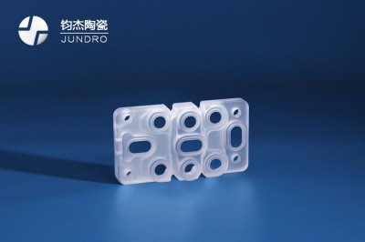 國內(nèi)藍(lán)寶石加工廠家有哪些